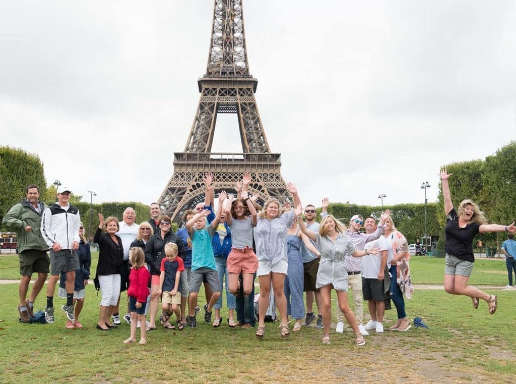 Eiffel-tower-paris-picnic